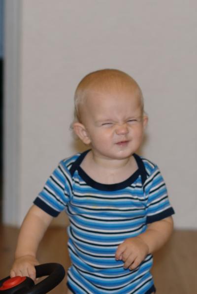 Bild zu schneiden eure Kinder auch solche Grimassen? - Baby Forum - Allgemeine Themen