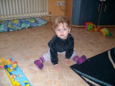 Bild zu Baby schon wieder im Bett und Foto - Baby Forum - Allgemeine Themen
