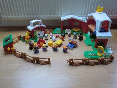 Bild zu Braucht jemand Little People - Sachen ... möchte gerade bei EBAY einstellen - Baby Forum - Allgemeine Themen