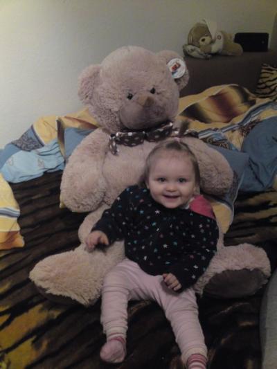 Bild zu hilfe...meine süße (14monate) läuft immer noch nicht:(( - Baby Forum - Allgemeine Themen