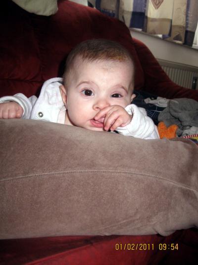 Bild zu Ein paar neue Bilder meiner kleinen Dame - Baby Forum - Allgemeine Themen