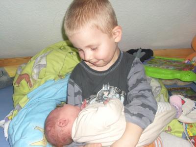 Bild zu Erstes Geschwisterbild! - Baby Forum - Allgemeine Themen