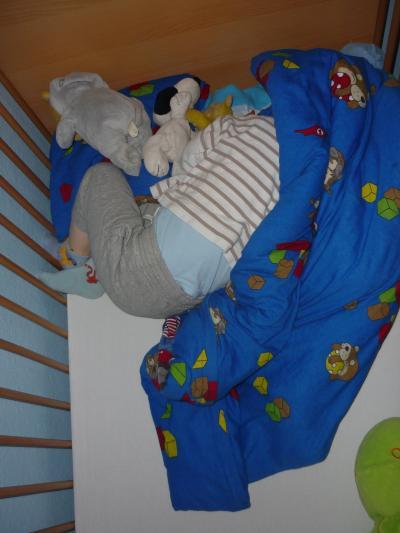 Bild zu Kennt das jemand von seinem Kind...? - Baby Forum - Allgemeine Themen