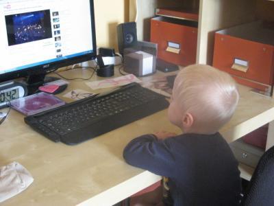 Bild zu Er hat den Durchblick... - Baby Forum - Allgemeine Themen