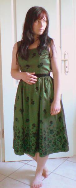 Bild zu quizfrage.....kennt jemand dieses kleid??? - Baby Forum - Allgemeine Themen