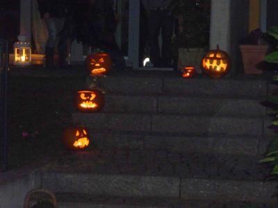 Bild zu Guten Abend, Halloween überstanden und ich muss sagen, neben uns wohnen echte... - Baby Forum - Allgemeine Themen