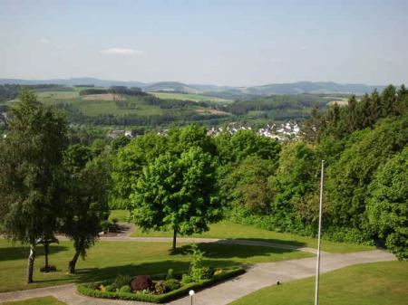 Bild zu