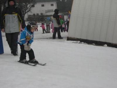 Bild zu bei uns hats heute doch noch geschneit.... - Baby Forum - Allgemeine Themen