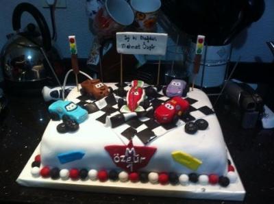 Bild zu DAS nenn ich mal ne Cars Torte! - Baby Forum - Allgemeine Themen
