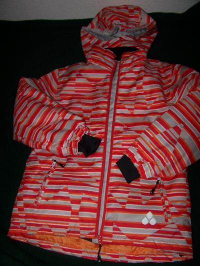 Bild zu Weiß jemand wo diese Jacke gekauft wurde, bzw. was für eine Marke das ist. - Baby Forum - Allgemeine Themen