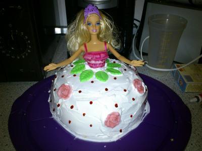 Bild zu Barbie-Torte fertig - wer gucken mag.... - Baby Forum - Allgemeine Themen