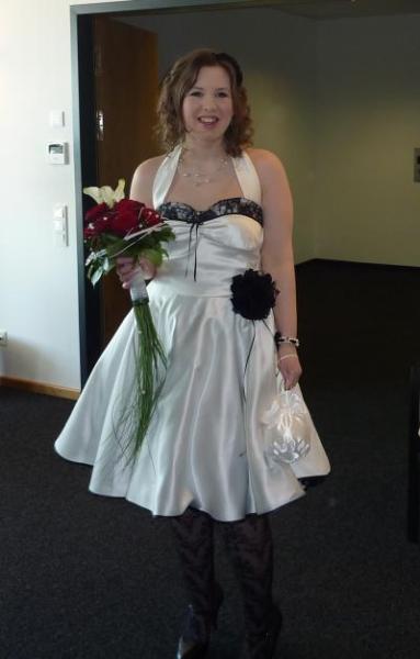 Bild zu Da ich ja gestern geheiratet habe, gibts mal ein Bild ;-) - Baby Forum - Allgemeine Themen