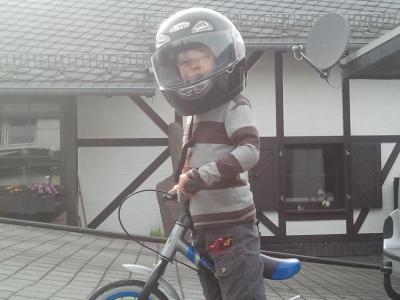 Bild zu Mein kleiner Rennfahrer - Baby Forum - Allgemeine Themen