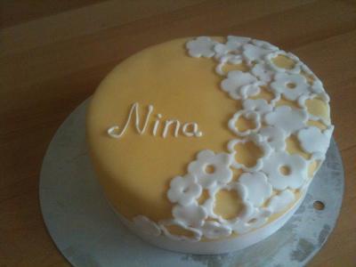 Bild zu Fertig!!!!!! (Für alle die mein neustes Tortenwerk sehen möchten!) - Baby Forum - Allgemeine Themen