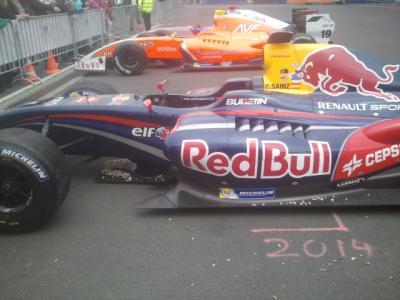 Bild zu Renault Days und Redbull Formel 1 Demo Fahrten - Baby Forum - Allgemeine Themen