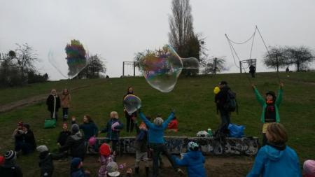Bild zu