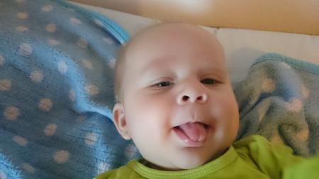 Bild zu Zunge raus - Baby Forum - Allgemeine Themen