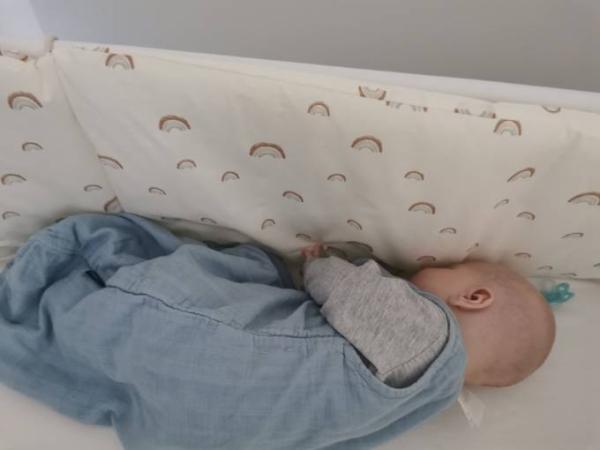 Bild zu Seitenschläfer, Hilfe!! - Baby Forum - Allgemeine Themen
