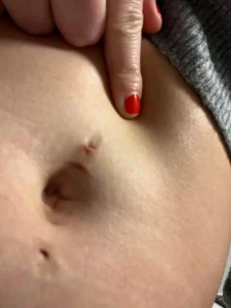 Bild zu Bauchnabelpiercing nach der Schwangerschaft - Wellness, Fitness und Beauty