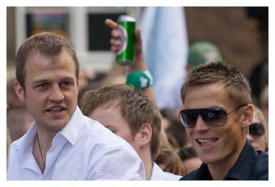 Bild zu