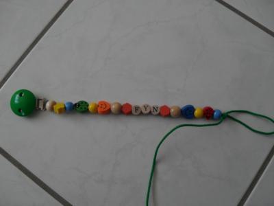 Bild zu an schnullerketten bastelmamas - Spielen und Basteln mit Kindern