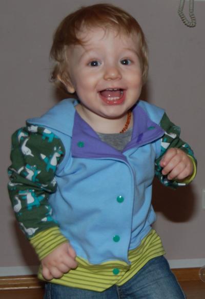 Bild zu Hi, ich bin ja eine leidenschaftliche Näherin... - Spielen und Basteln mit Kindern