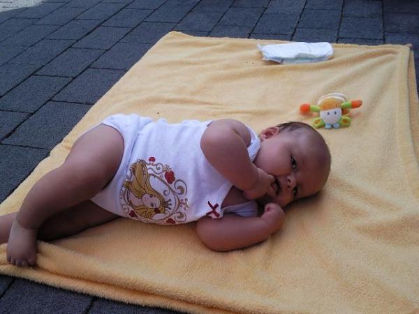Bild zu Meine kleine fängt an sich zu drehen :-) - Schwanger unter 20 - Forum für junge Schwangere und Eltern