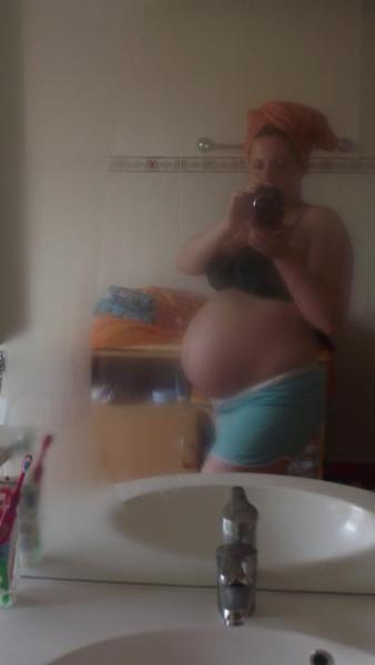 Bild zu Wollte euch nochma meinen bauch zeigen - Schwanger unter 20 - Forum für junge Schwangere und Eltern