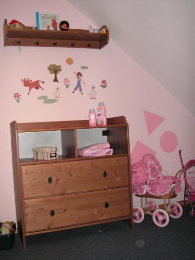 Bild zu Kein Prinzessinenzimmer, aber trotzdem rosa!!! - Einrichten und Deko