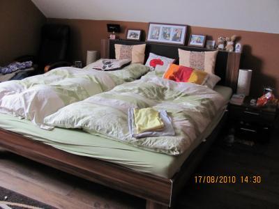 Bild zu Hier mal unser schlafzimmer - Einrichten und Deko