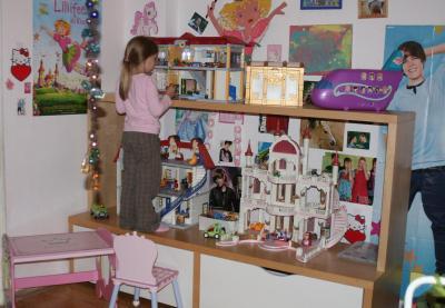 Bild zu Endlich, passende Playmobil Unterkunft... - Einrichten und Deko