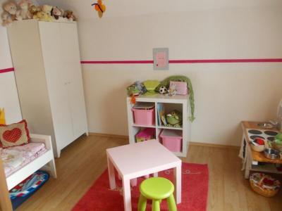 Bild zu Endlich neue Möbel im Kinderzimmer - Einrichten und Deko