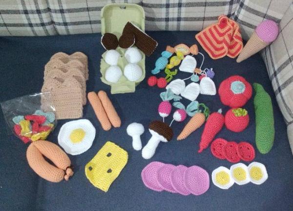 Bild zu Lebensmittel für Kinderküche - DIY Ideen - selbstgemacht und einzigartig