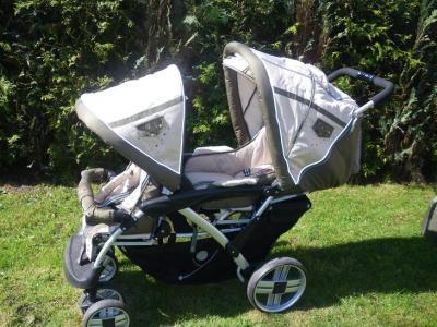 Bild zu Braucht eine Mama nen neuwertigen Geschwisterwagen?? - 2 unter 2 Forum