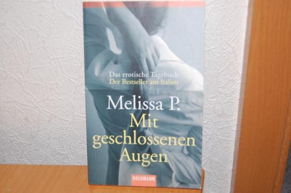 Bild zu Mit geschlossenen Augen von Melissa P. - Bücherforum