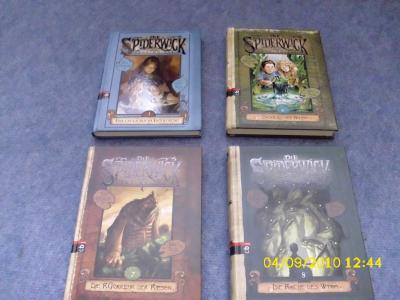 Bild zu 4 Spiderwick Bücher gebundene Ausgabe - Bücherforum