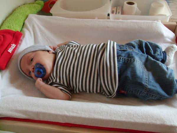 Bild zu Unser Riese Noah (oder...1kg in 16 Tagen... + Bild) - Frühchen - für Eltern mit frühgeborenen Babys