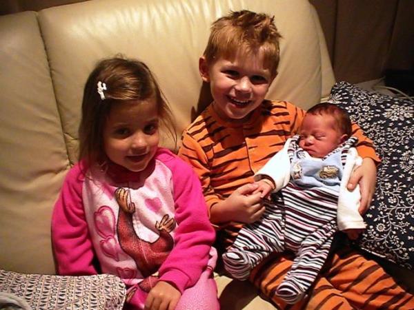 Bild zu Meine Drei :-) - Frühchen - für Eltern mit frühgeborenen Babys
