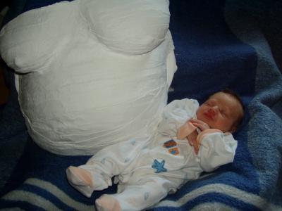 Bild zu Noch immer kein Schreitreflex? - Frühchen - für Eltern mit frühgeborenen Babys