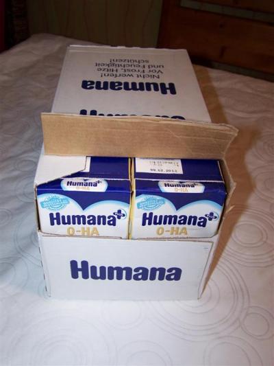 Bild zu Füttert jemand Humana 0-ha? hab 12x450ml abzugeben - Frühchen - für Eltern mit frühgeborenen Babys