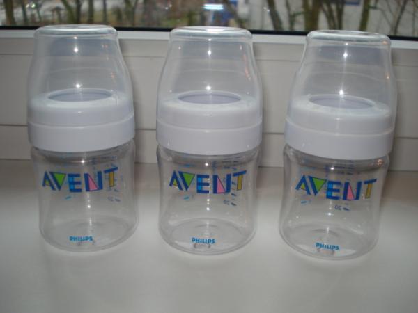 Bild zu 3 Avent-Flaschen je 125ml abzugeben - Fläschchennahrung - Milch aus dem Fläschchen fürs Baby