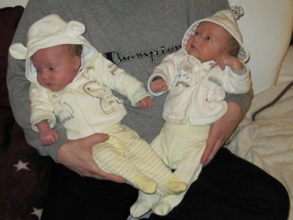 Bild zu zu wenig??? - Fläschchennahrung - Milch aus dem Fläschchen fürs Baby