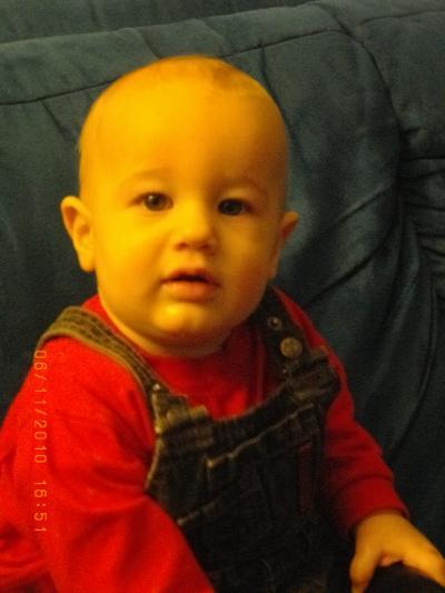 Bild zu Mein Baby isst und trinkt am Abend nichts mehr. - Fläschchennahrung - Milch aus dem Fläschchen fürs Baby