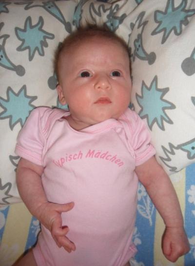 Bild zu wie viel trinken eure mäuse?? - Fläschchennahrung - Milch aus dem Fläschchen fürs Baby