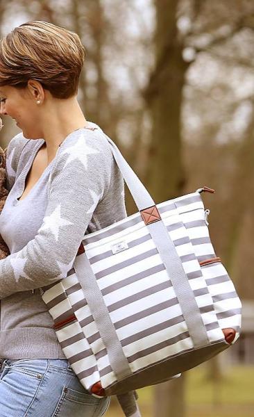 Bild zu Wickeltaschen - Babypflege - so pflegen Sie Ihr Baby richtig