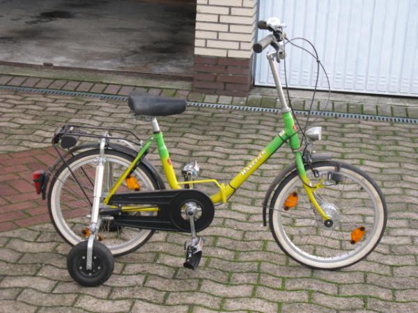 Bild zu Wir hätte ein paar "Hilfsmittel" abzugeben (Schaukel, Fahrrad).... - Hilfe für chronisch kranke und behinderte Kinder