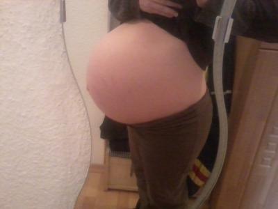 Bild zu Letztes Bauchbild - Forum und Treffpunkt für Omas