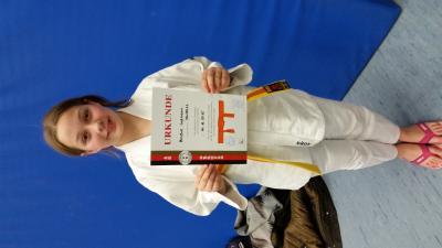 Bild zu Amelie hat Judoprüfung bestanden - Forum und Treffpunkt für Omas