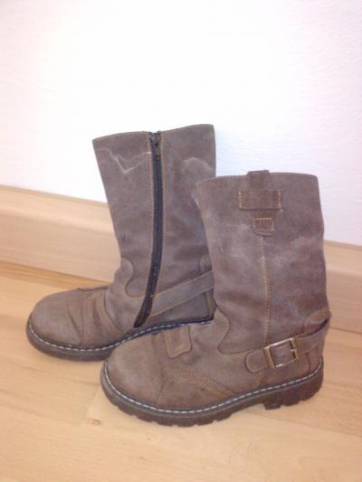 Bild zu Wasserrändern von Kinderwinterstiefeln - Mein Haushalt