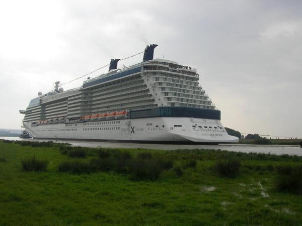 Bild zu Celebrity Solstice / Schiff der Meyer Werft - Alleinerziehend - Forum für alleinerziehende Eltern